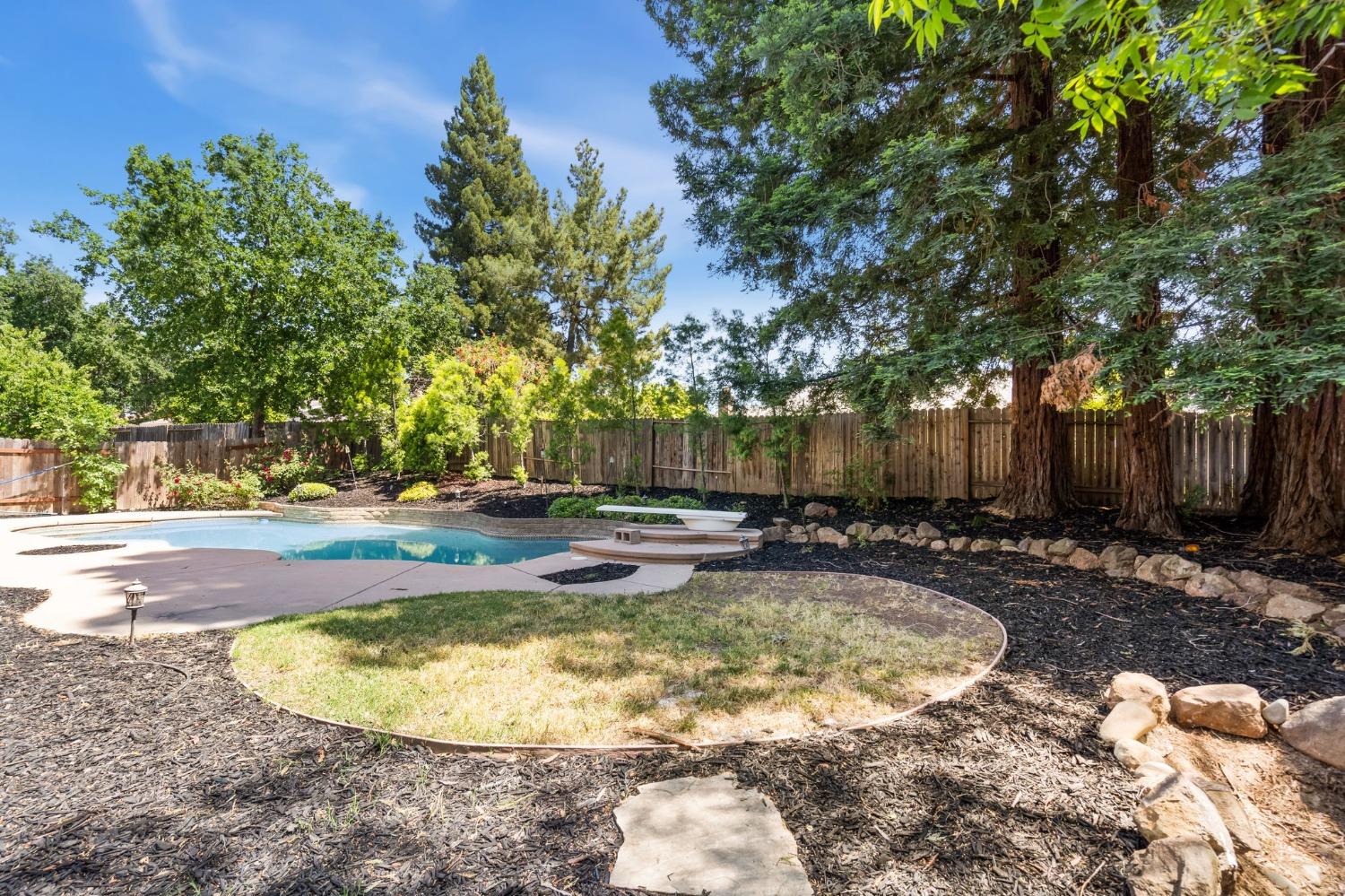 Detail Gallery Image 31 of 32 For 8044 Hoopes Dr, Citrus Heights,  CA 95610 - 3 Beds | 2/1 Baths