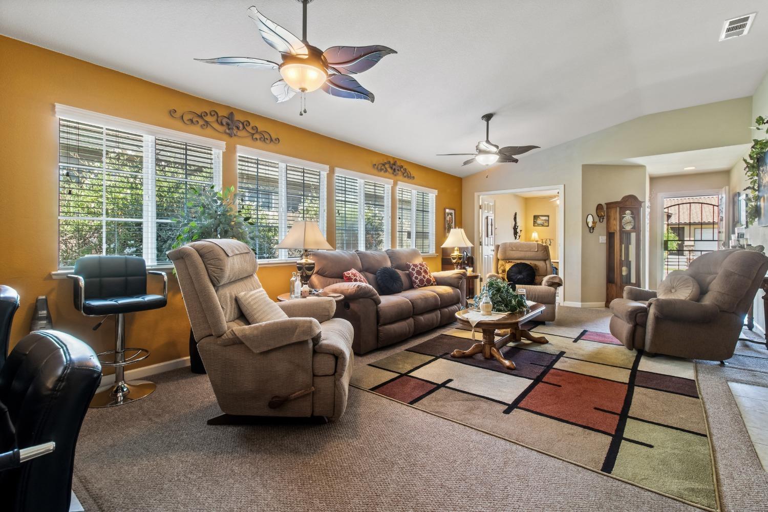 Detail Gallery Image 6 of 26 For 1474 Antioch Ct, Merced,  CA 95348 - 3 Beds | 2 Baths
