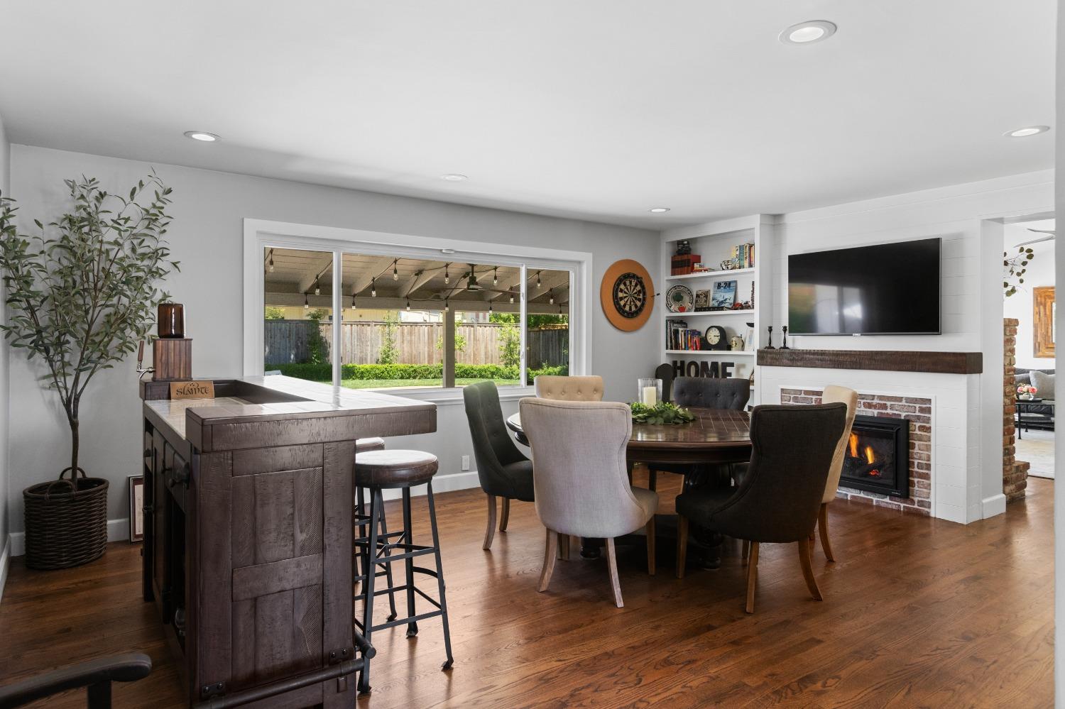 Detail Gallery Image 18 of 41 For 2837 Latham Dr, Sacramento,  CA 95864 - 3 Beds | 2/1 Baths