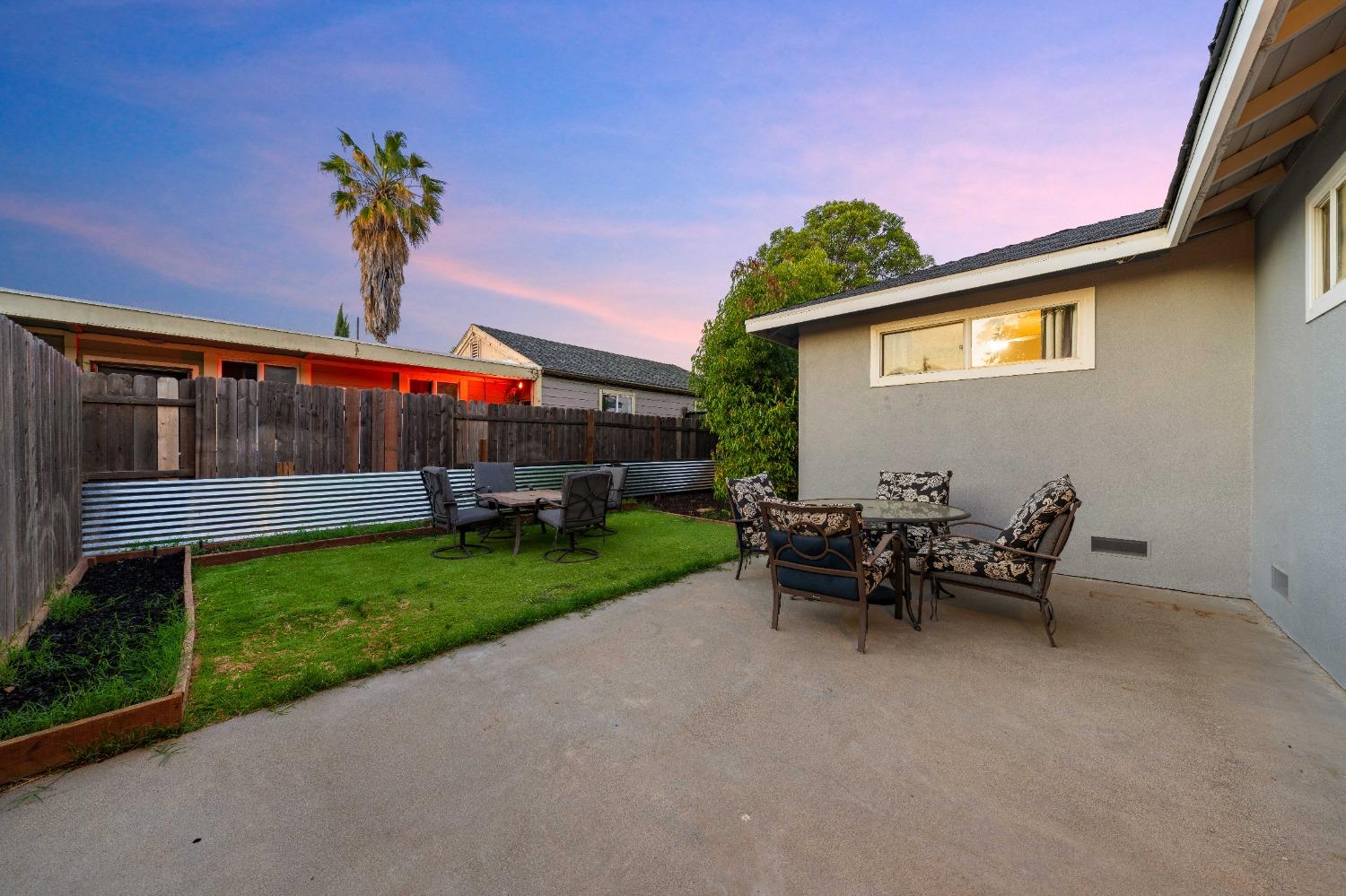 Detail Gallery Image 23 of 51 For 5904 40th St, Sacramento,  CA 95824 - – Beds | – Baths