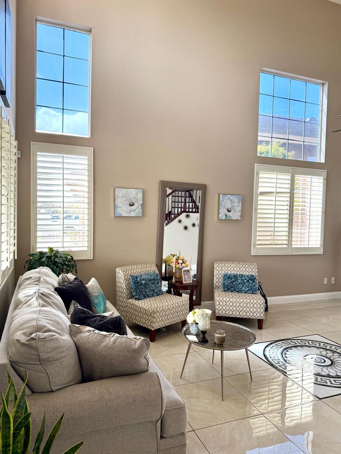 Detail Gallery Image 4 of 61 For 601 Olivine Ave, Lathrop,  CA 95330 - 5 Beds | 3 Baths