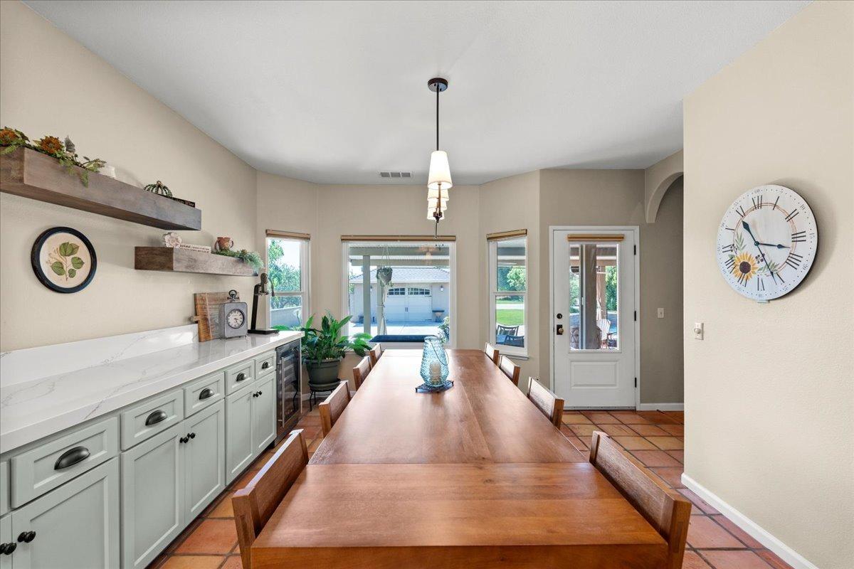 Detail Gallery Image 12 of 39 For 4001 S Sperry Rd, Denair,  CA 95316 - 3 Beds | 3 Baths
