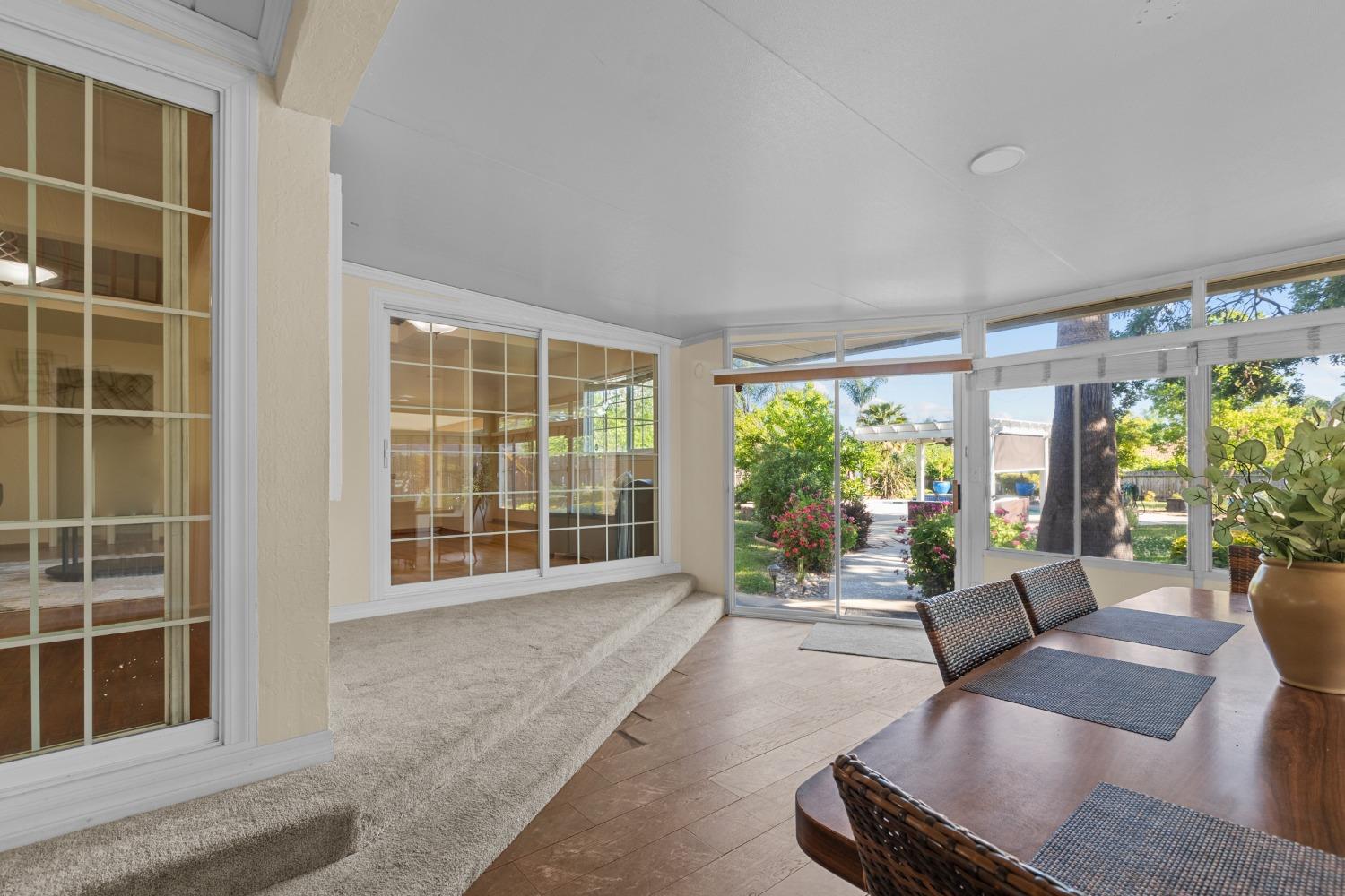 Detail Gallery Image 33 of 59 For 3800 Winona Way, North Highlands,  CA 95660 - 5 Beds | 3 Baths