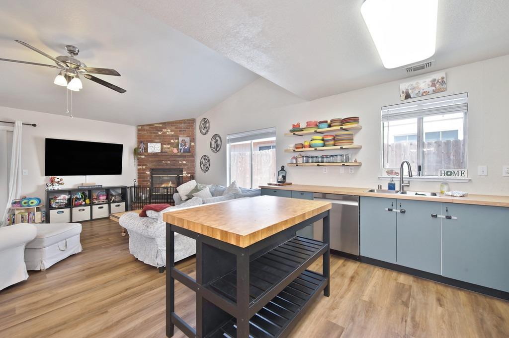 Detail Gallery Image 13 of 38 For 3535 Hiawatha Way, Antelope,  CA 95843 - 3 Beds | 2 Baths