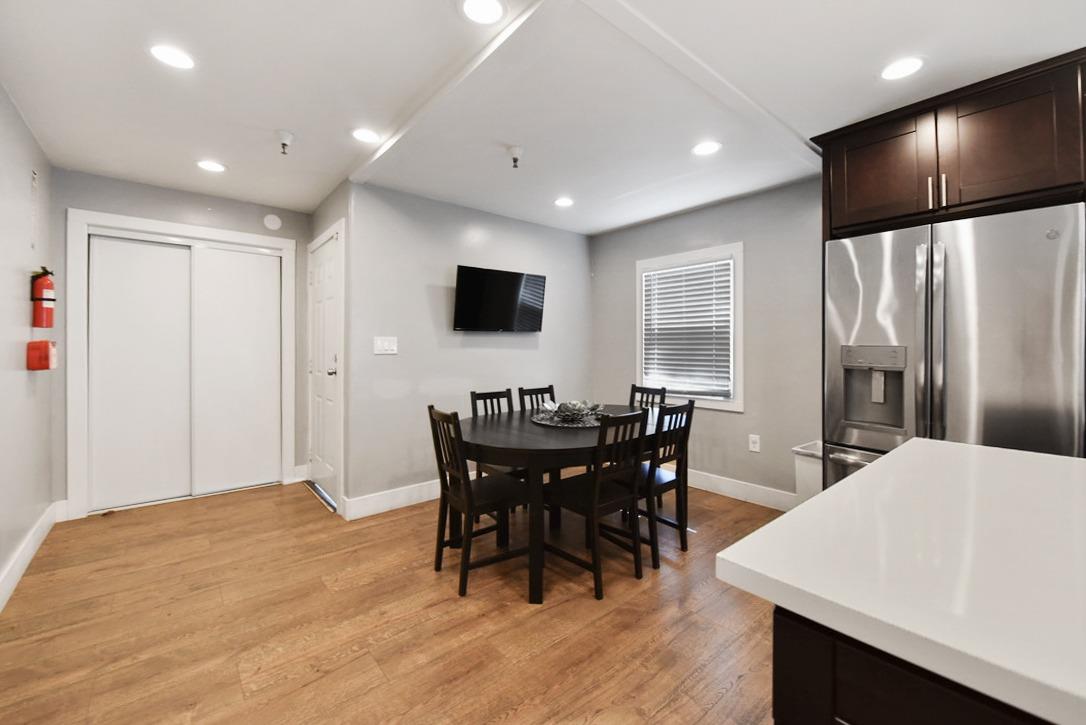 Detail Gallery Image 40 of 48 For 4322 4th Ave, Sacramento,  CA 95817 - 4 Beds | 3/1 Baths