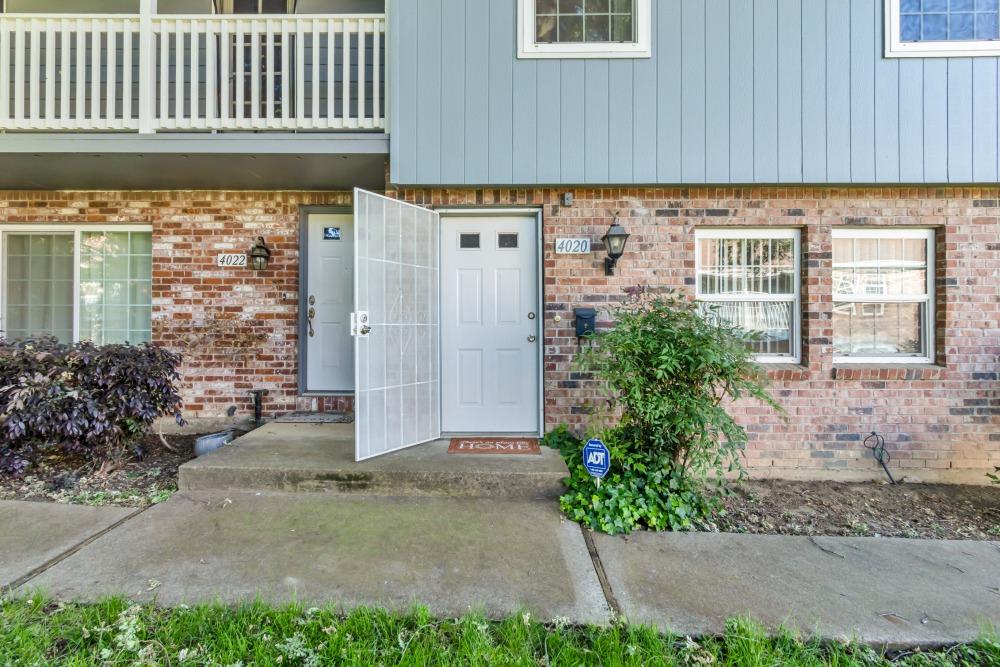 Detail Gallery Image 2 of 57 For 4020 Knoll Top Ct, Carmichael,  CA 95608 - 3 Beds | 1/1 Baths