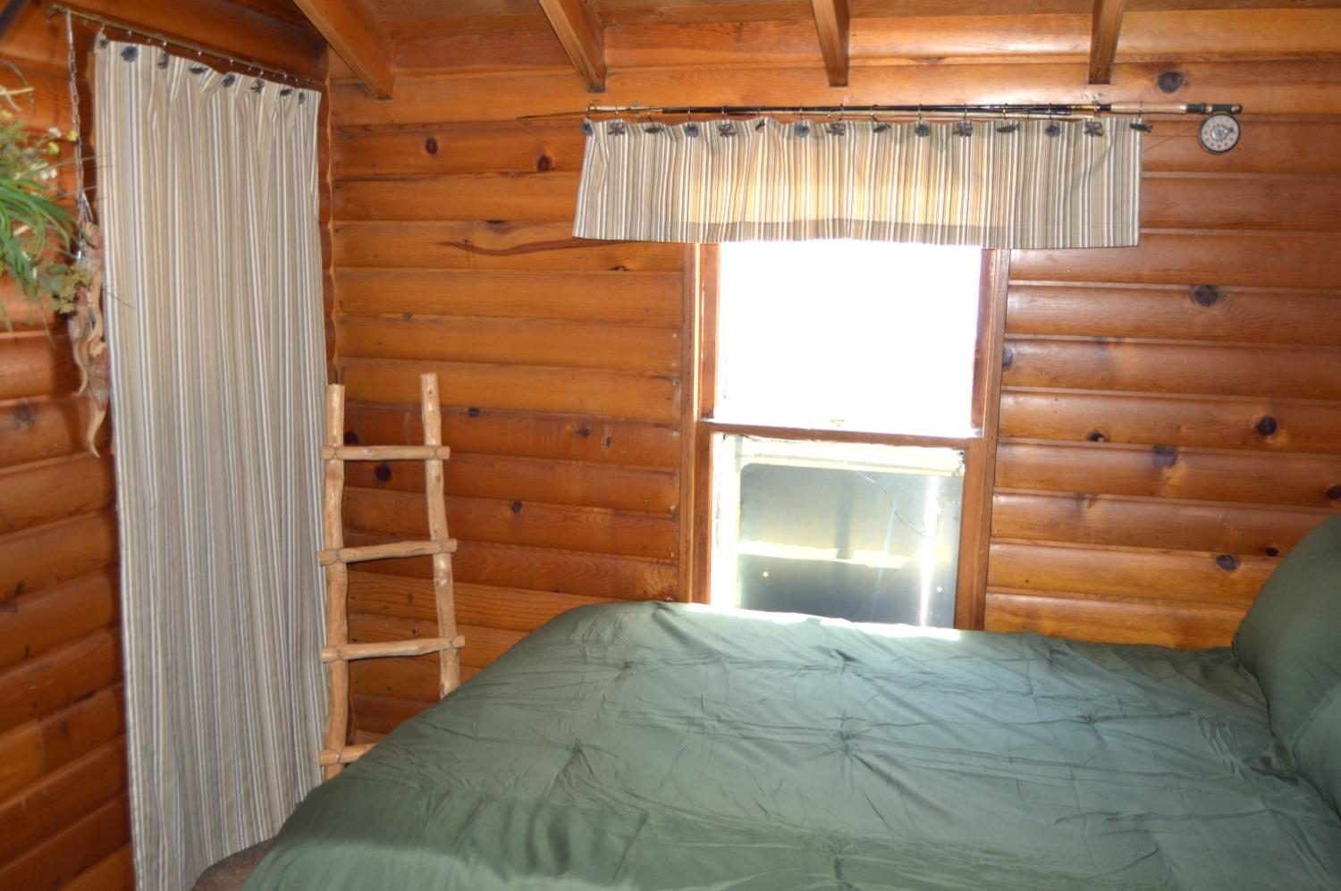 Detail Gallery Image 12 of 34 For 26156 Long Barn Rd, Long Barn,  CA 95335 - 5 Beds | 1/1 Baths