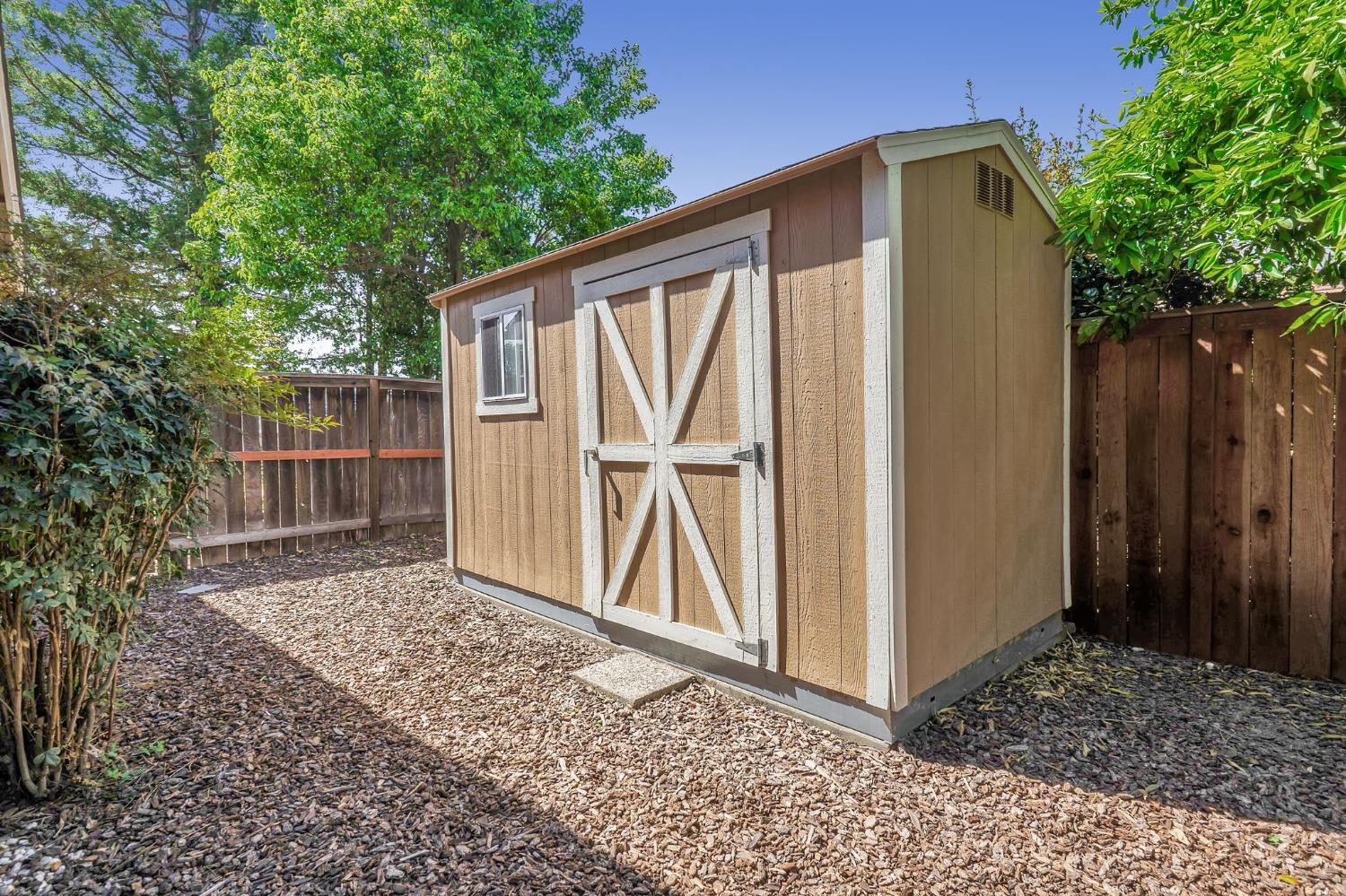 Detail Gallery Image 29 of 29 For 2120 Saint Ruben Ct, Carmichael,  CA 95608 - 3 Beds | 2 Baths
