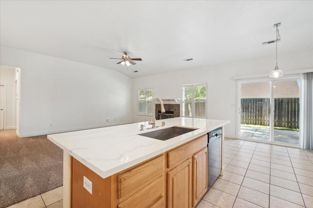 Detail Gallery Image 17 of 45 For 1128 Skyline Dr, Yuba City,  CA 95991 - 4 Beds | 2 Baths