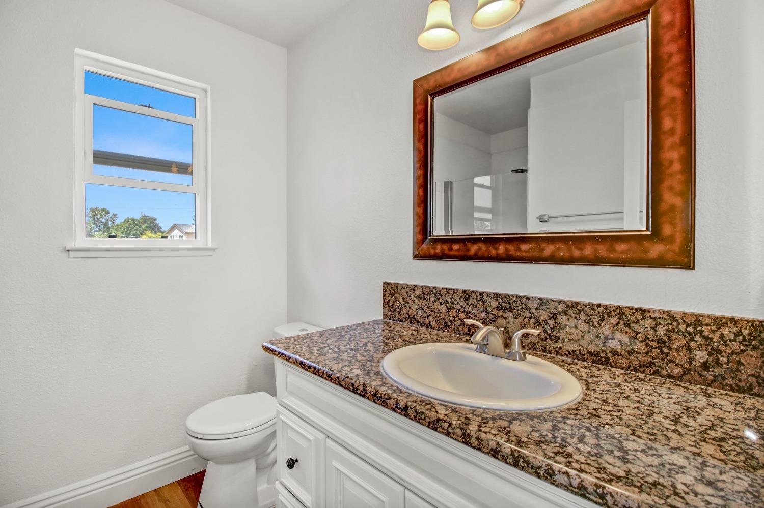 Detail Gallery Image 27 of 39 For 5756 Himalaya Way, Citrus Heights,  CA 95621 - 4 Beds | 3/1 Baths