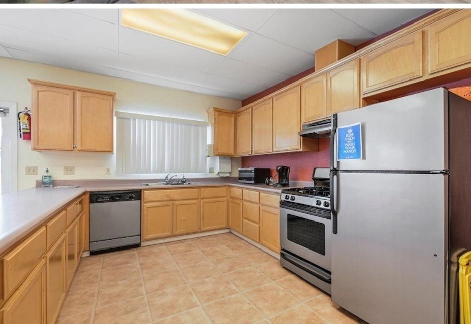 Detail Gallery Image 16 of 18 For 118 Hedy Ln, Davis,  CA 95618 - 1 Beds | 1 Baths