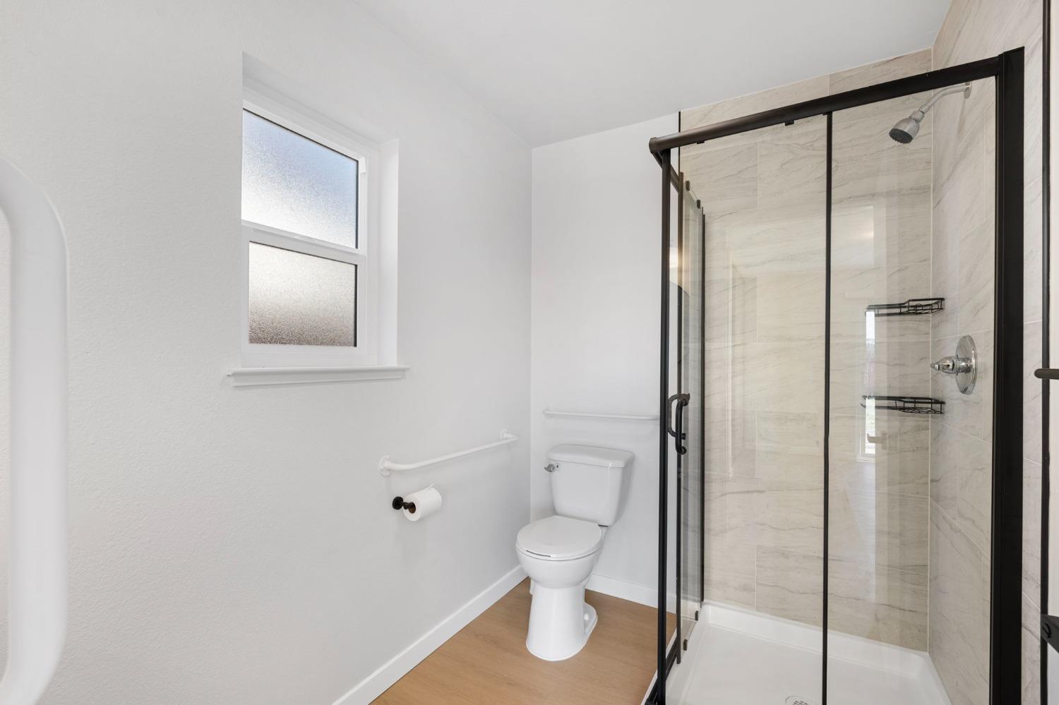 Detail Gallery Image 34 of 45 For 216 Jubilee Way, Rio Linda,  CA 95673 - 3 Beds | 2 Baths