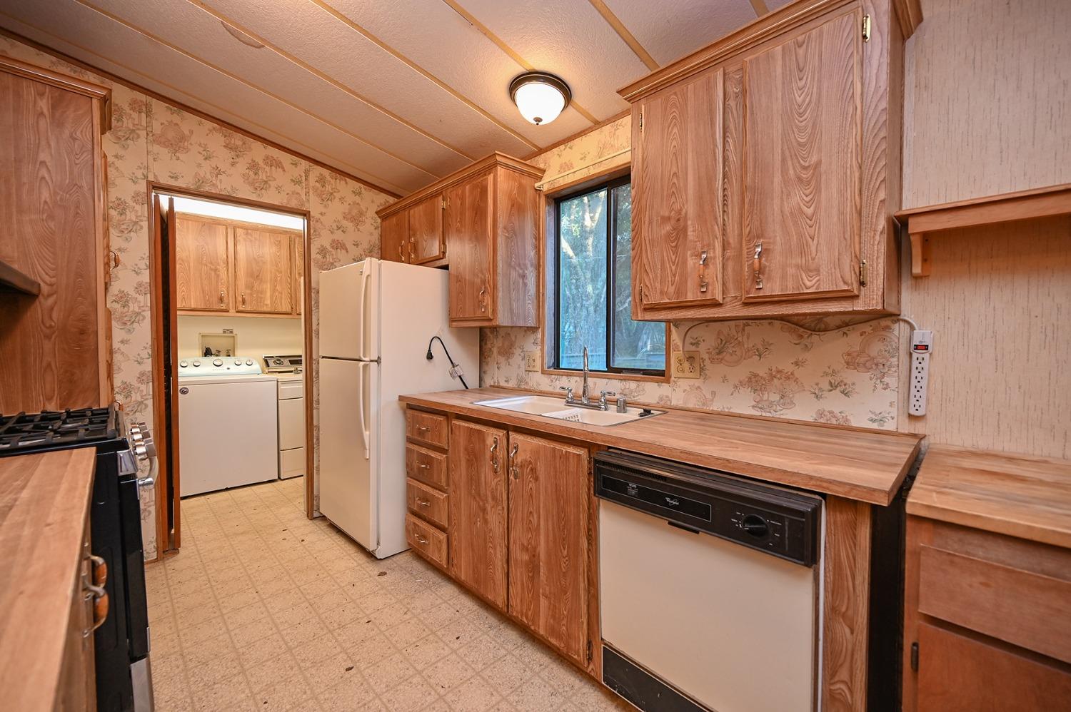 Detail Gallery Image 47 of 70 For 13930 Fiddletown Rd, Fiddletown,  CA 95629 - 3 Beds | 2/1 Baths