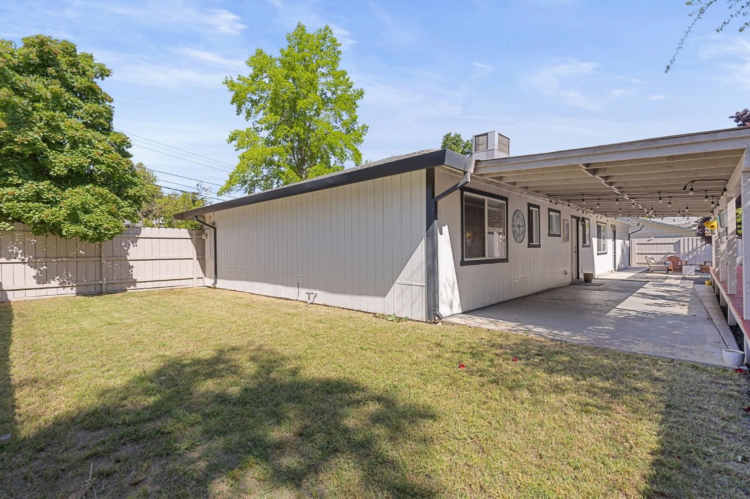 Detail Gallery Image 32 of 42 For 5224 North Ave, Carmichael,  CA 95608 - 3 Beds | 2 Baths