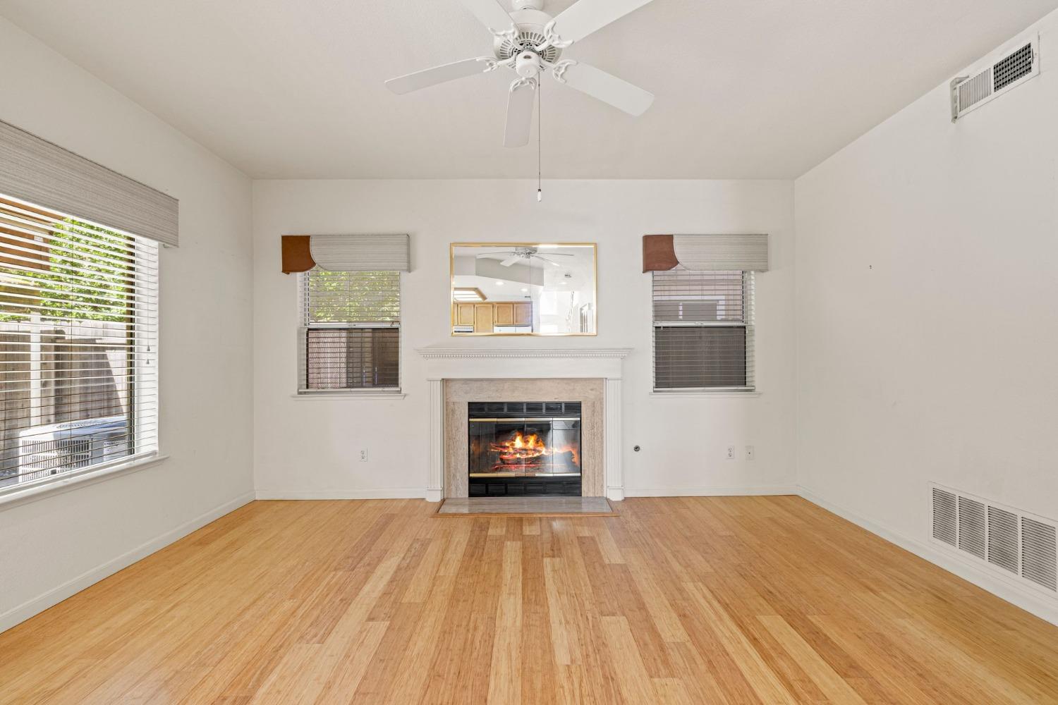 Detail Gallery Image 26 of 56 For 2936 Trigo Way, Sacramento,  CA 95833 - 3 Beds | 2/1 Baths
