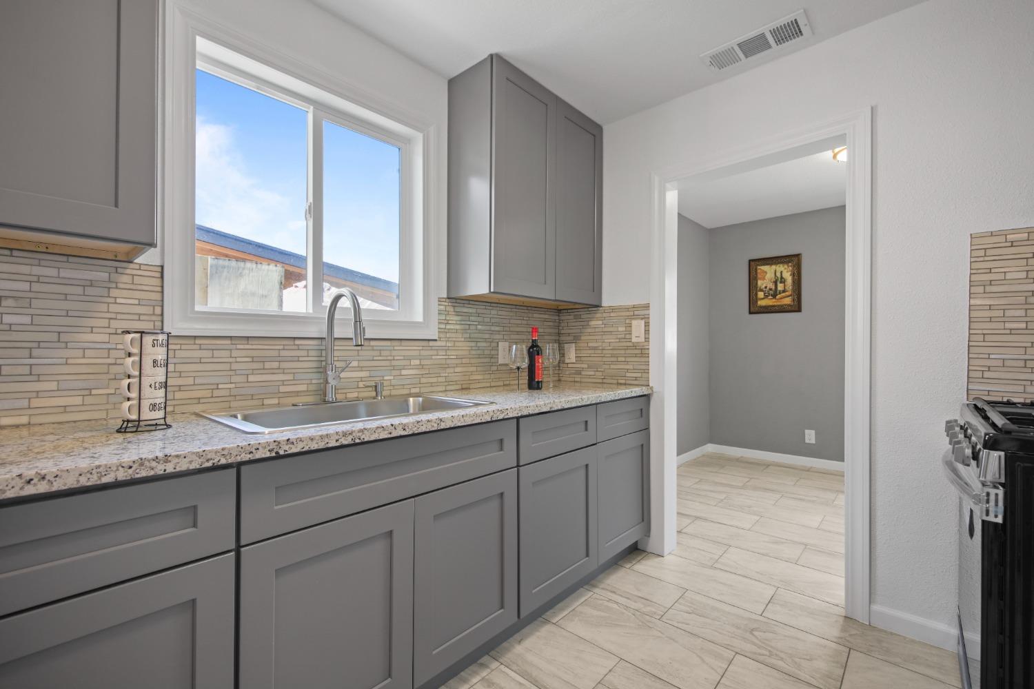 Detail Gallery Image 18 of 48 For 2310 Scribner St, Stockton,  CA 95206 - 2 Beds | 1 Baths