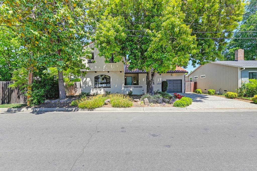 Detail Gallery Image 46 of 46 For 849 10th Ave, Sacramento,  CA 95818 - 3 Beds | 2 Baths