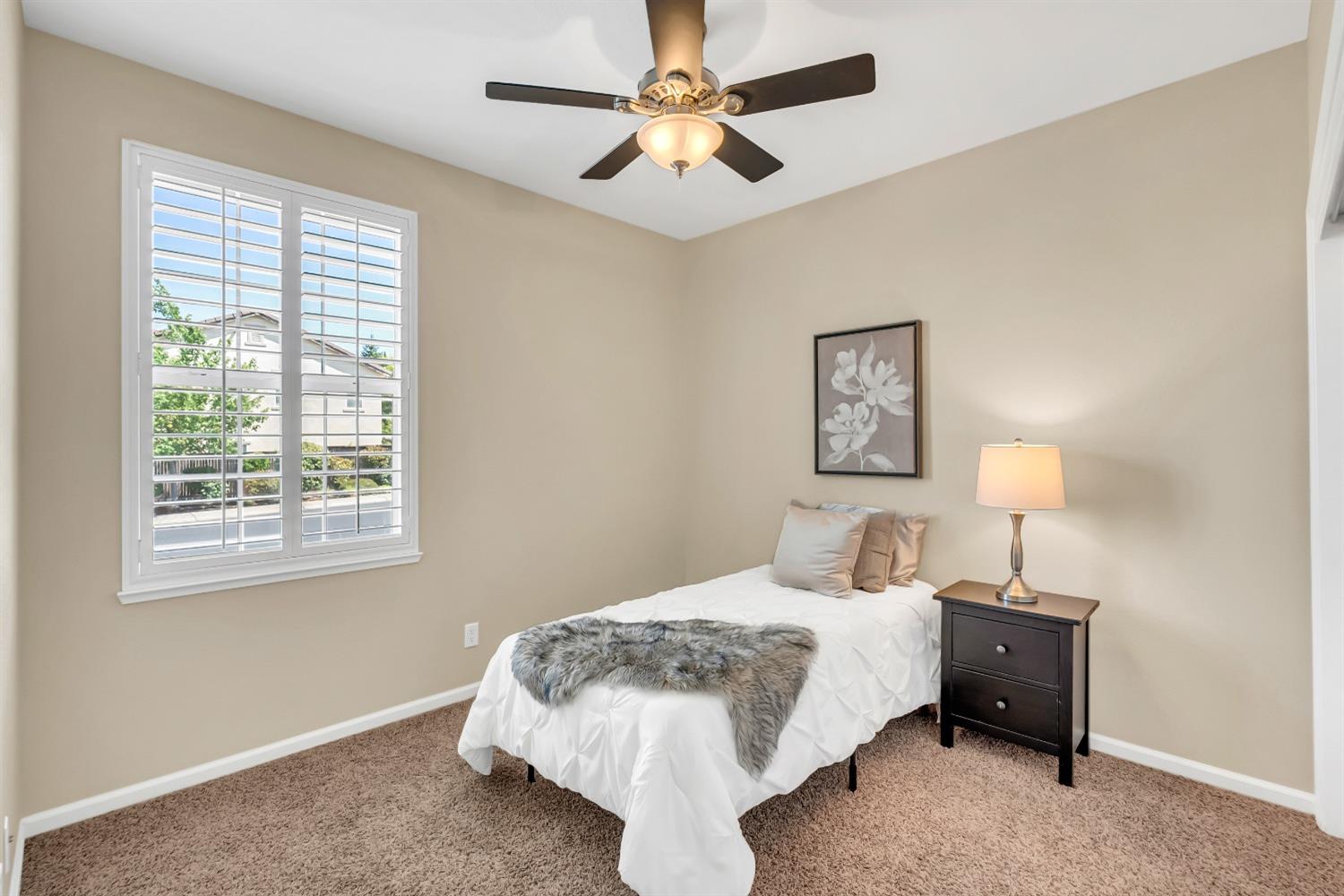 Stageline Circle, Rocklin, California image 4