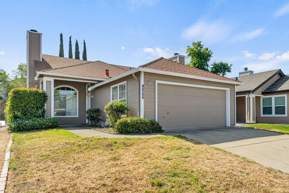 Detail Gallery Image 2 of 37 For 9255 Guillermina Ct, Elk Grove,  CA 95758 - 3 Beds | 2 Baths