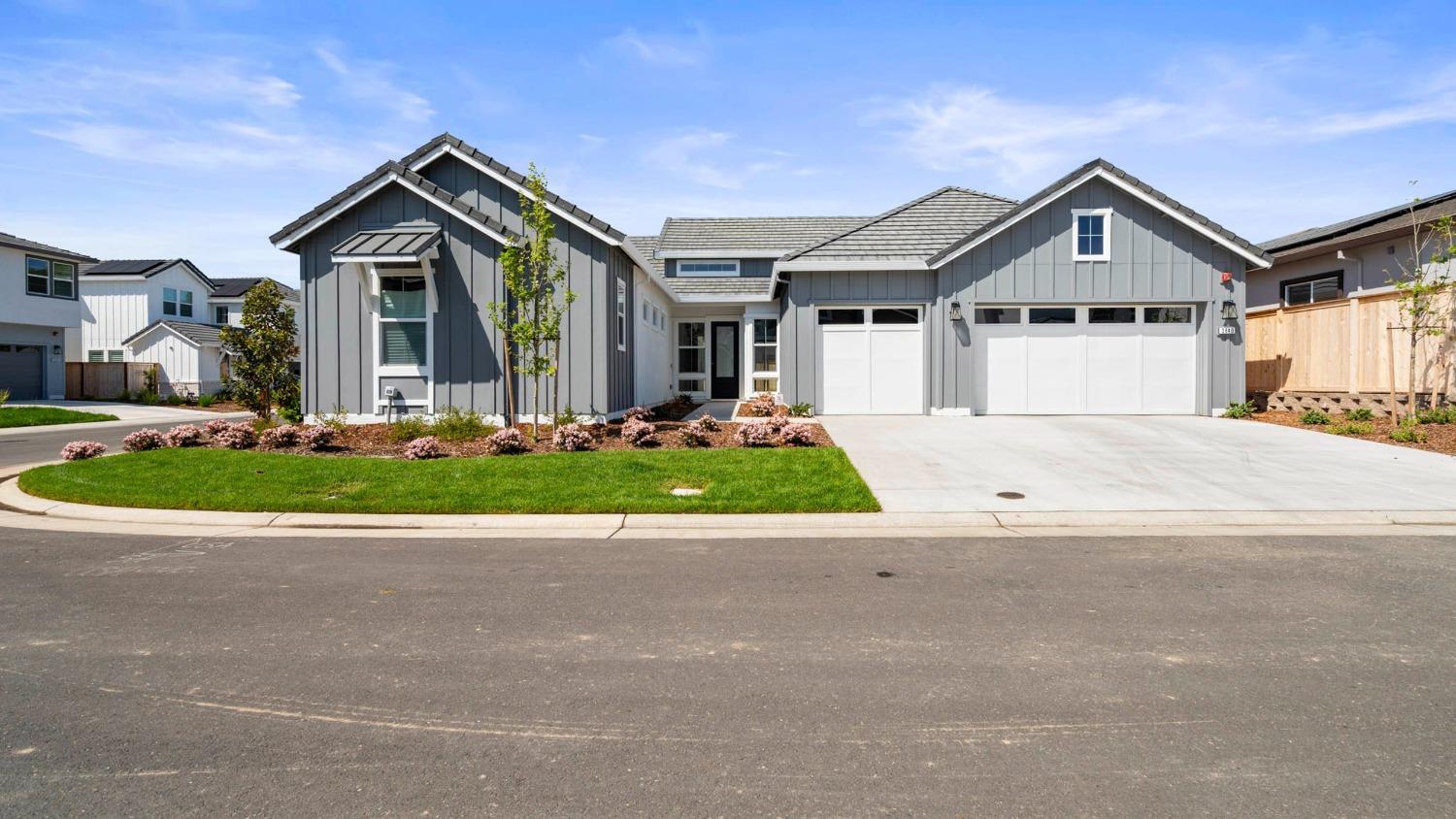 Detail Gallery Image 25 of 25 For 3840 Fletcher Peak Cir, Roseville,  CA 95661 - 4 Beds | 2/1 Baths