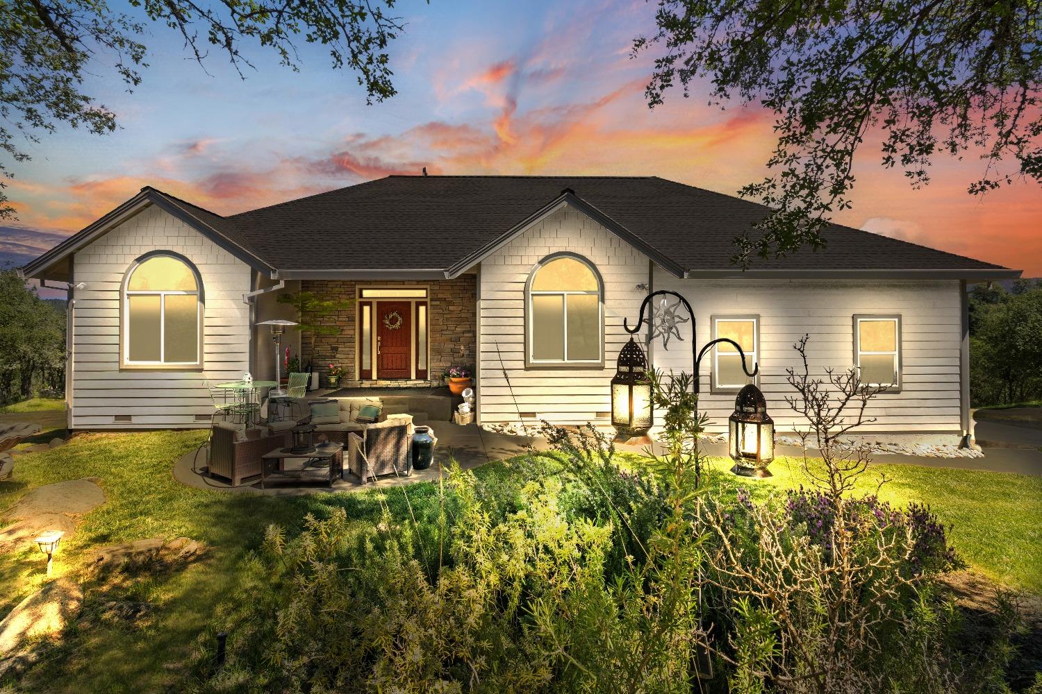 Detail Gallery Image 1 of 44 For 9593 Quail Meadow Ln, Oregon House,  CA 95962 - 3 Beds | 2 Baths