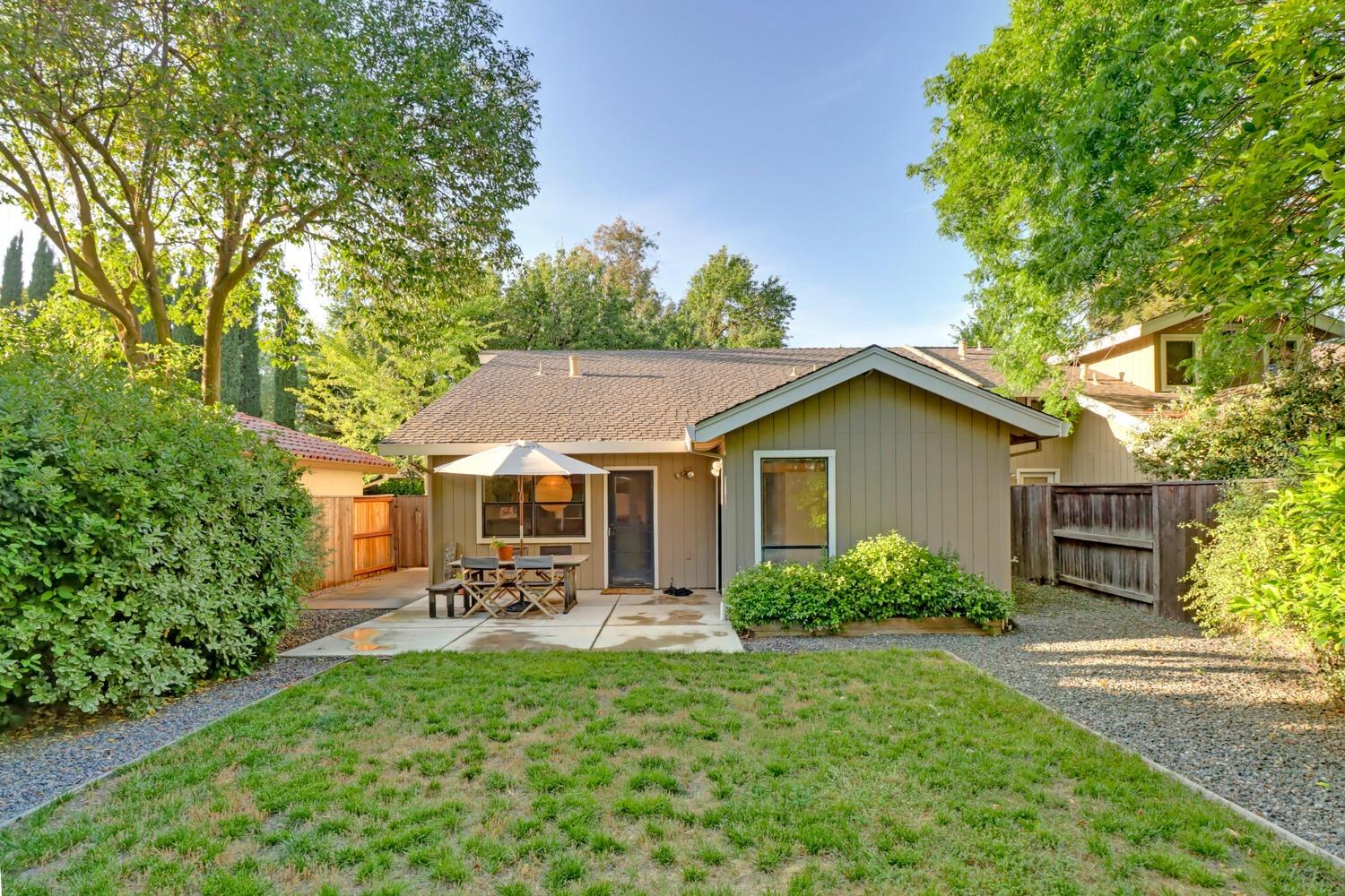 Oyster Bay Avenue, Davis, California image 44