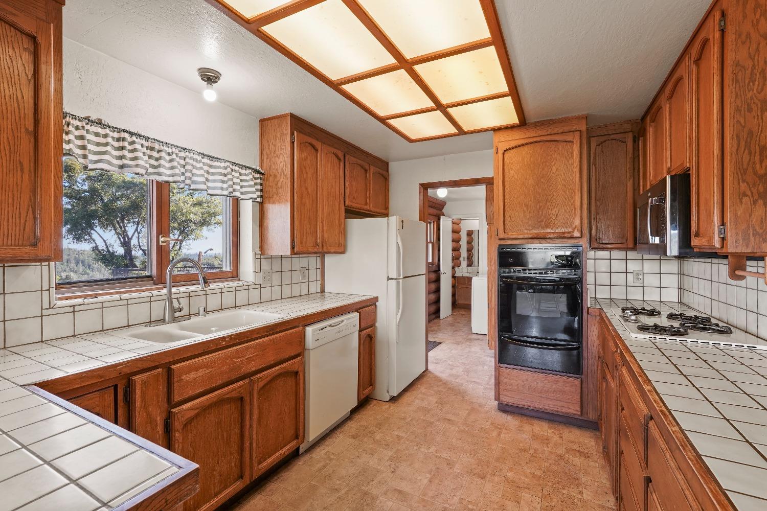Detail Gallery Image 56 of 99 For 500 Hilltop Ct, Applegate,  CA 95703 - 3 Beds | 2/1 Baths