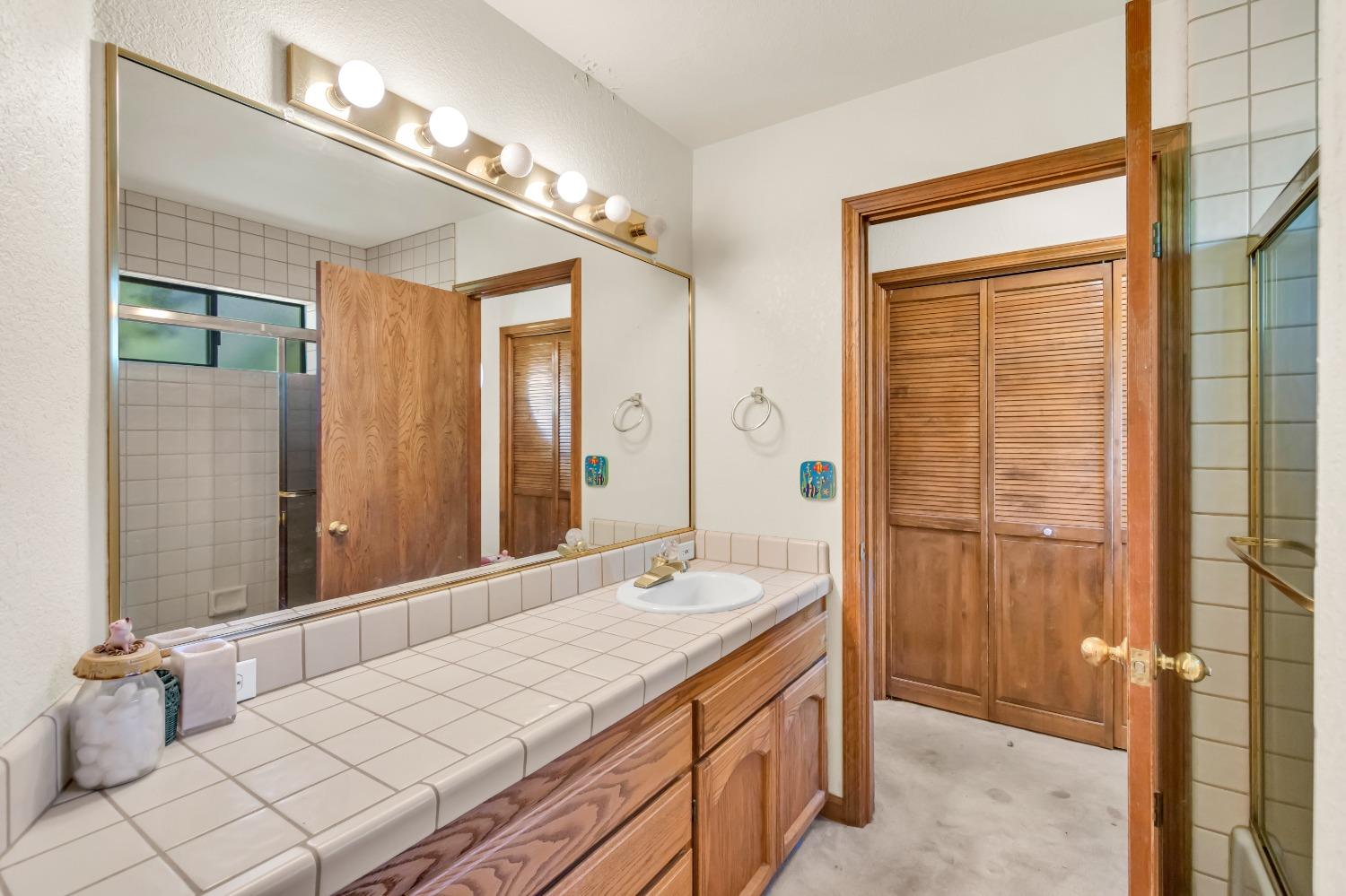 Detail Gallery Image 17 of 60 For 3375 Sudbury Rd, Cameron Park,  CA 95682 - 3 Beds | 3 Baths