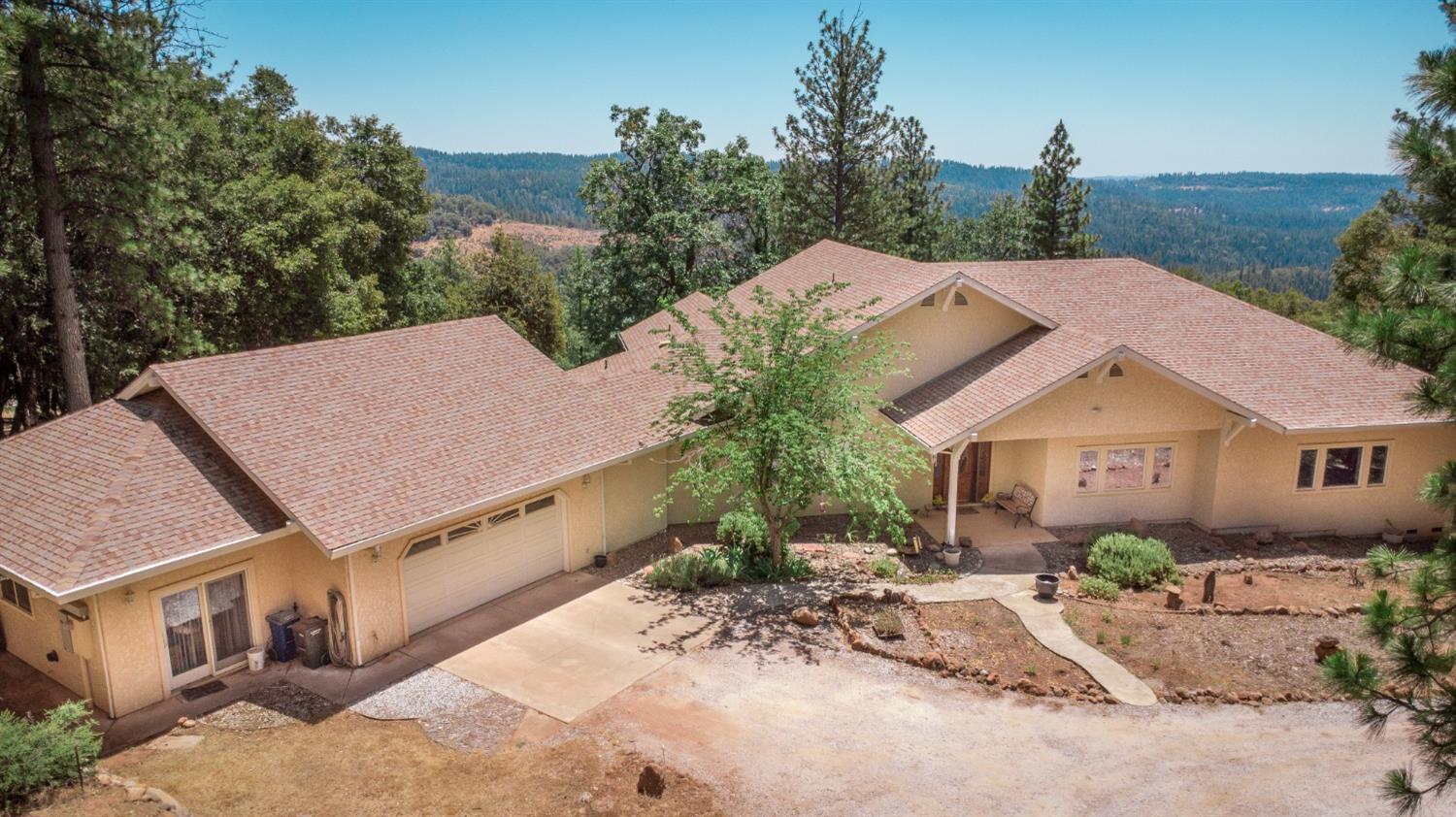 Detail Gallery Image 11 of 78 For 24200 Golden Ridge Dr, Volcano,  CA 95689 - 3 Beds | 2/1 Baths
