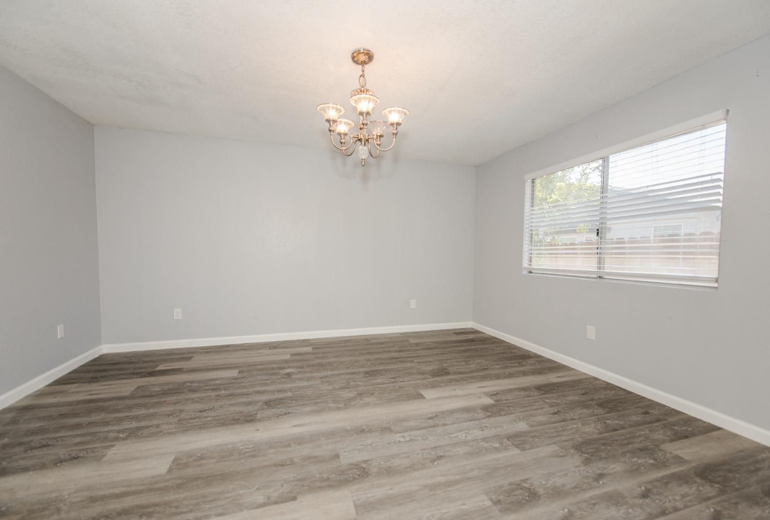 Detail Gallery Image 25 of 46 For 1925 Arrowsmith Dr, Manteca,  CA 95336 - 3 Beds | 2 Baths