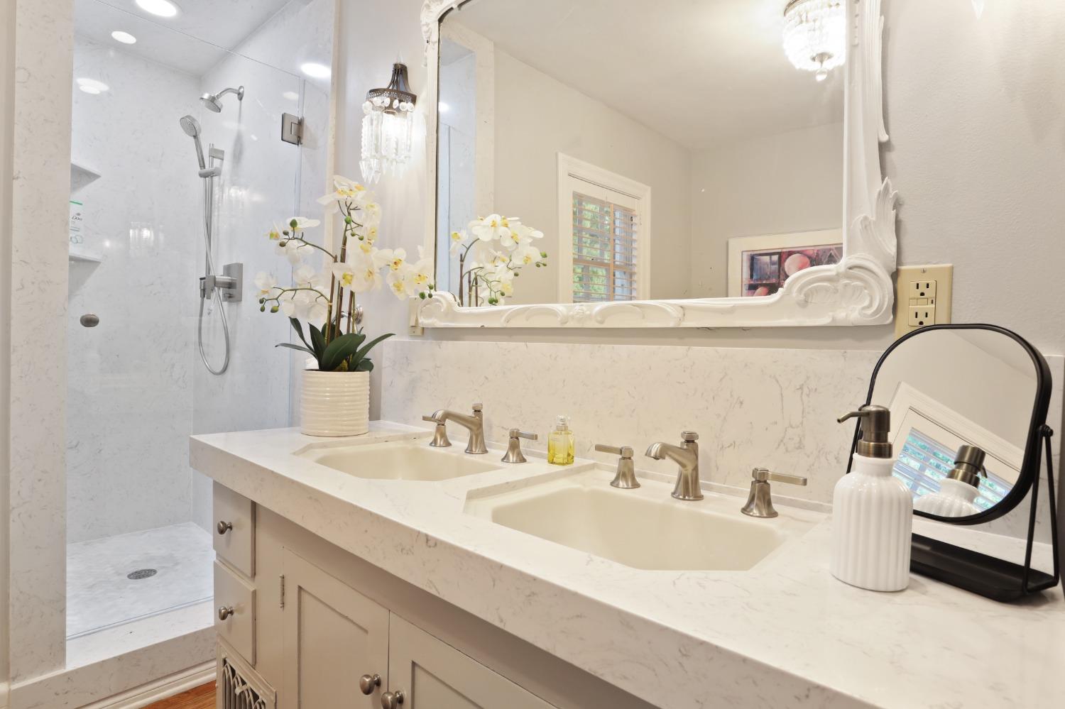 Detail Gallery Image 16 of 25 For 930 Sycamore Ave, Modesto,  CA 95350 - 4 Beds | 3/1 Baths