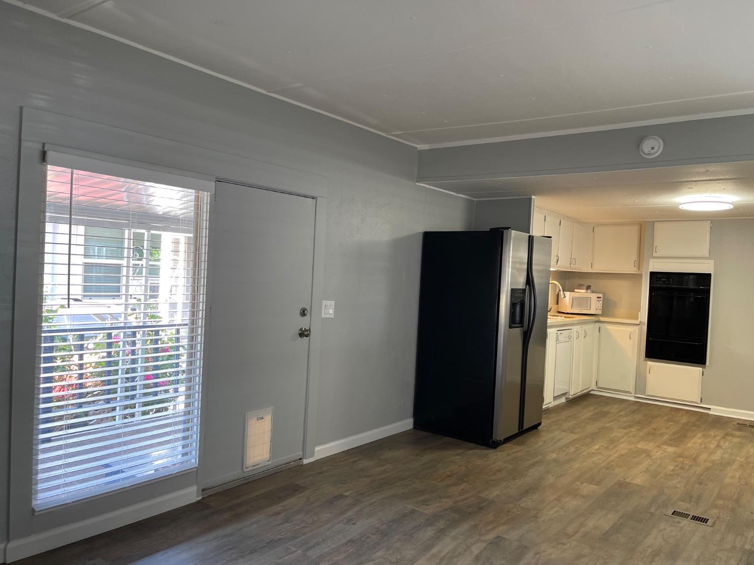 Detail Gallery Image 5 of 34 For 237 Palm View Ln, Rancho Cordova,  CA 95670 - 2 Beds | 1/1 Baths