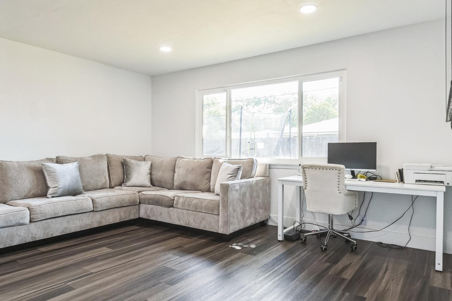 Detail Gallery Image 7 of 18 For 2618 Hoover Ct, Merced,  CA 95340 - 3 Beds | 1/1 Baths