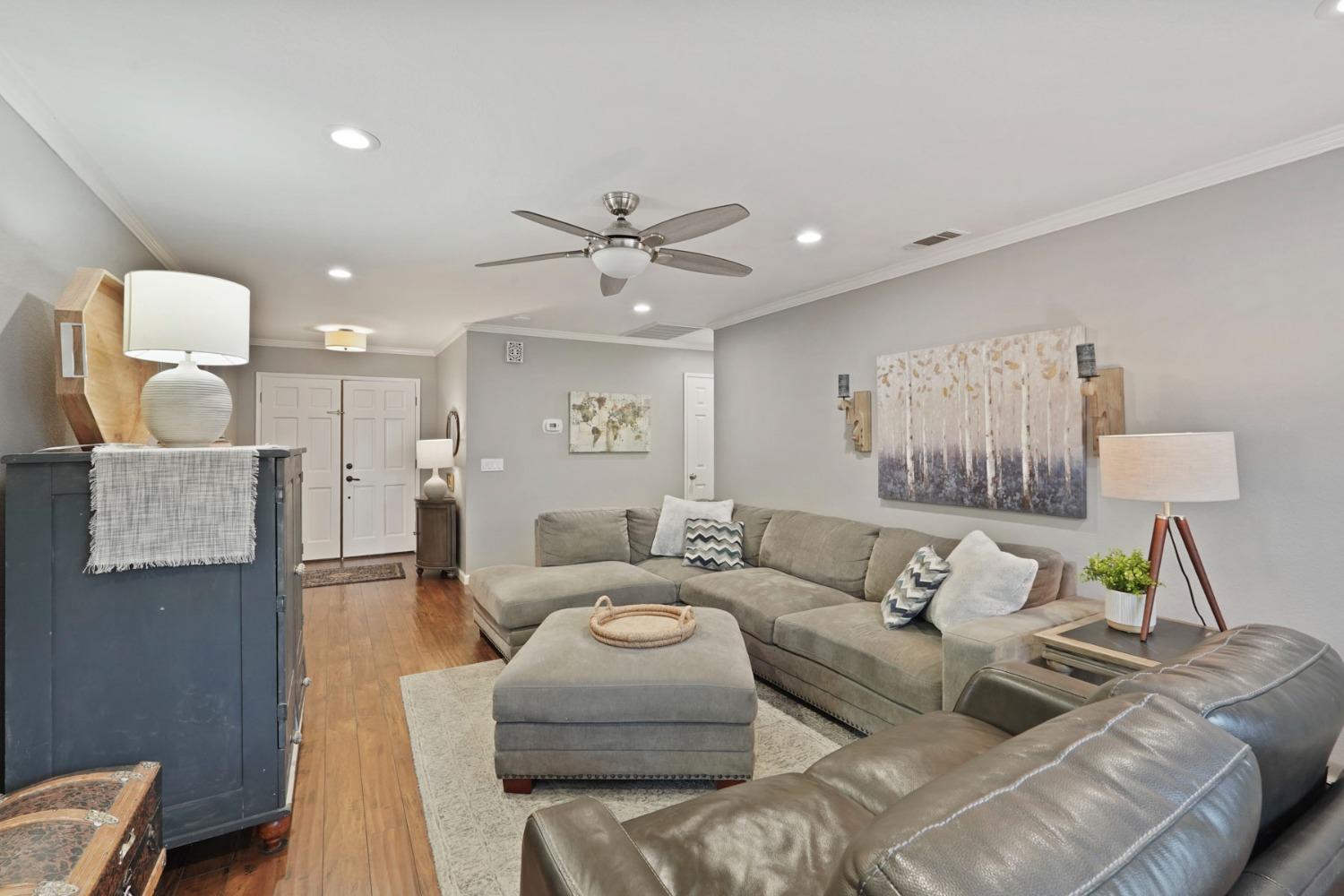Detail Gallery Image 11 of 37 For 2235 Starr Dr, Lodi,  CA 95242 - 3 Beds | 2 Baths