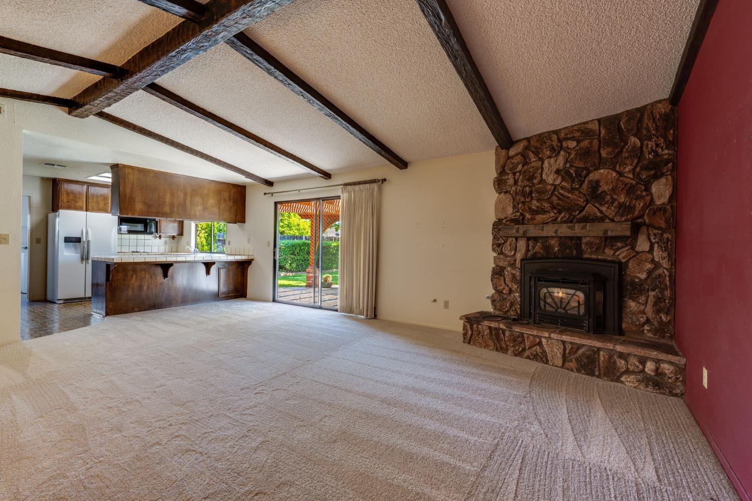 Detail Gallery Image 13 of 40 For 8700 Tipton Ct, Elk Grove,  CA 95624 - 3 Beds | 2/1 Baths