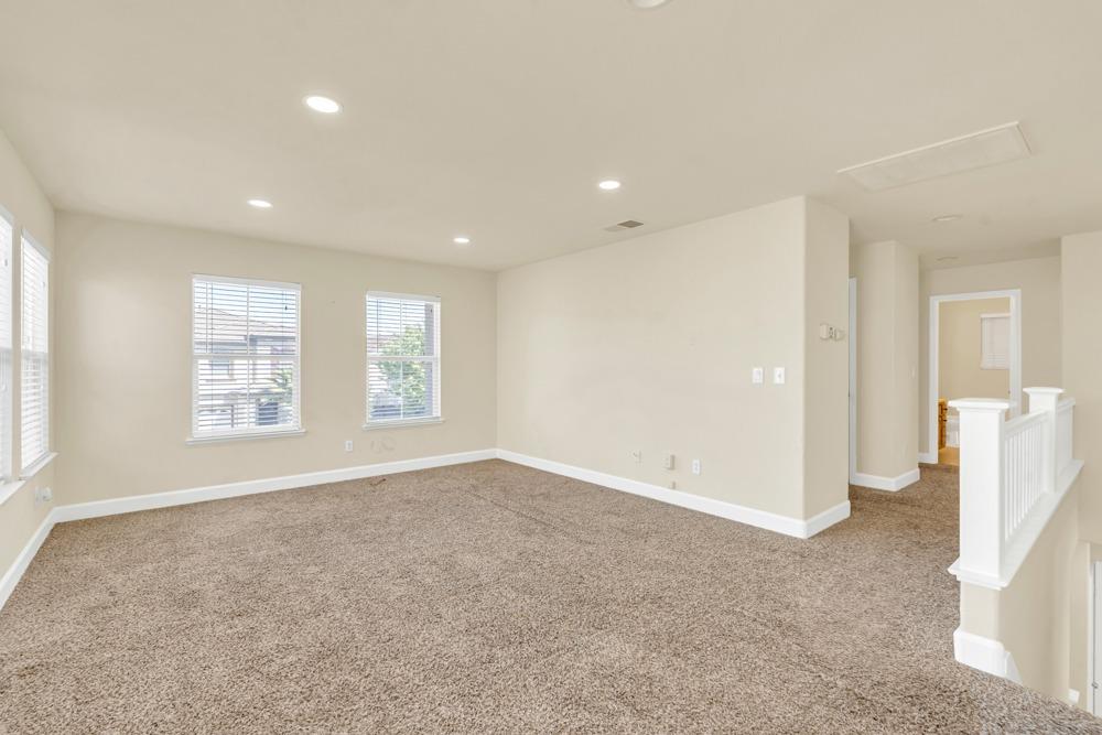 Detail Gallery Image 20 of 56 For 4909 Winamac Dr, Sacramento,  CA 95835 - 3 Beds | 2/1 Baths