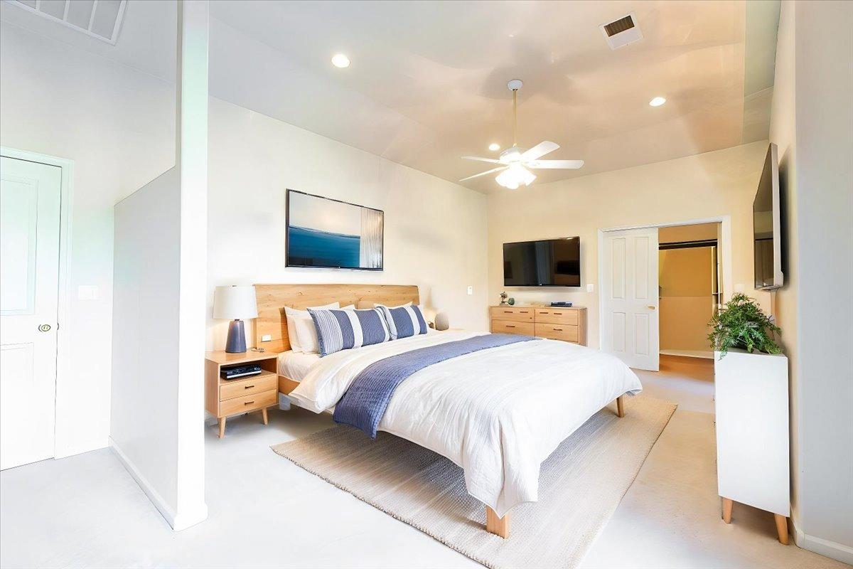 Detail Gallery Image 9 of 33 For 2950 Happy Valley Ct, Atwater,  CA 95301 - 6 Beds | 3/1 Baths