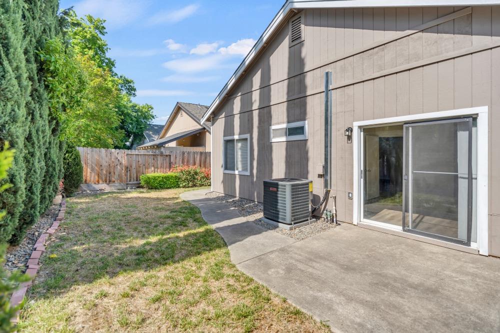 Detail Gallery Image 29 of 37 For 9255 Guillermina Ct, Elk Grove,  CA 95758 - 3 Beds | 2 Baths