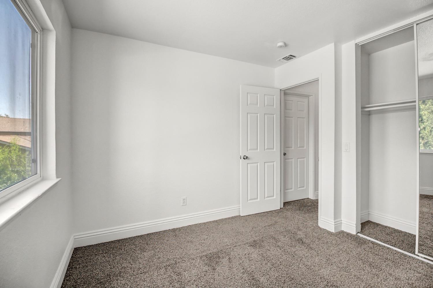 Detail Gallery Image 19 of 39 For 5756 Himalaya Way, Citrus Heights,  CA 95621 - 4 Beds | 3/1 Baths
