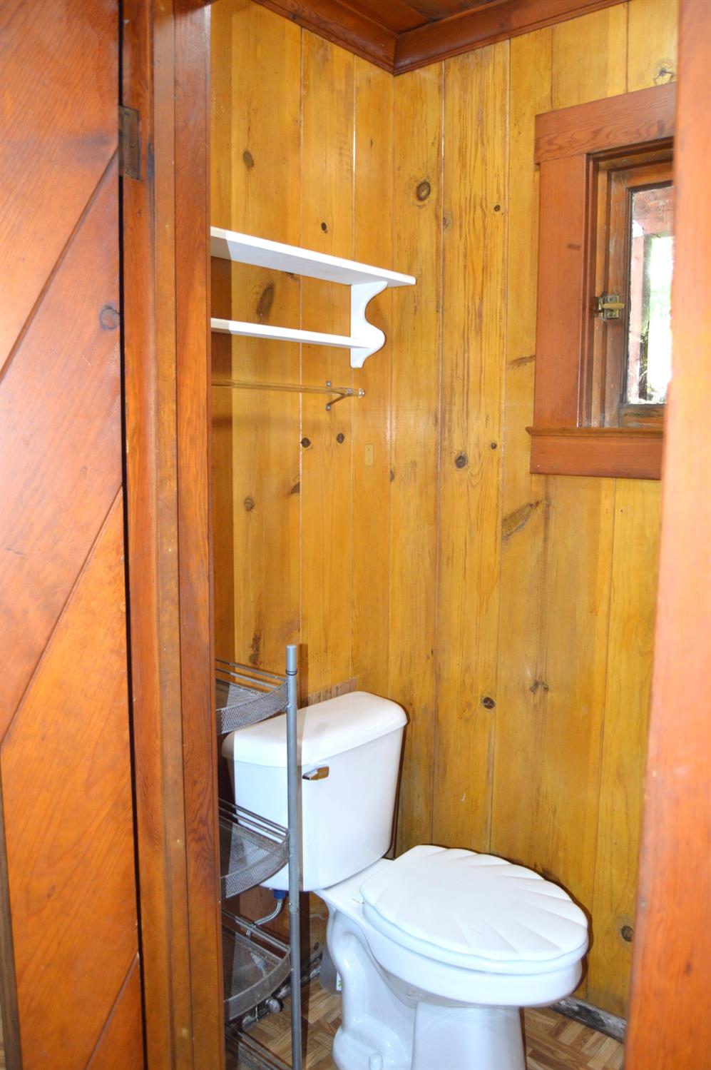 Detail Gallery Image 13 of 34 For 26156 Long Barn Rd, Long Barn,  CA 95335 - 5 Beds | 1/1 Baths