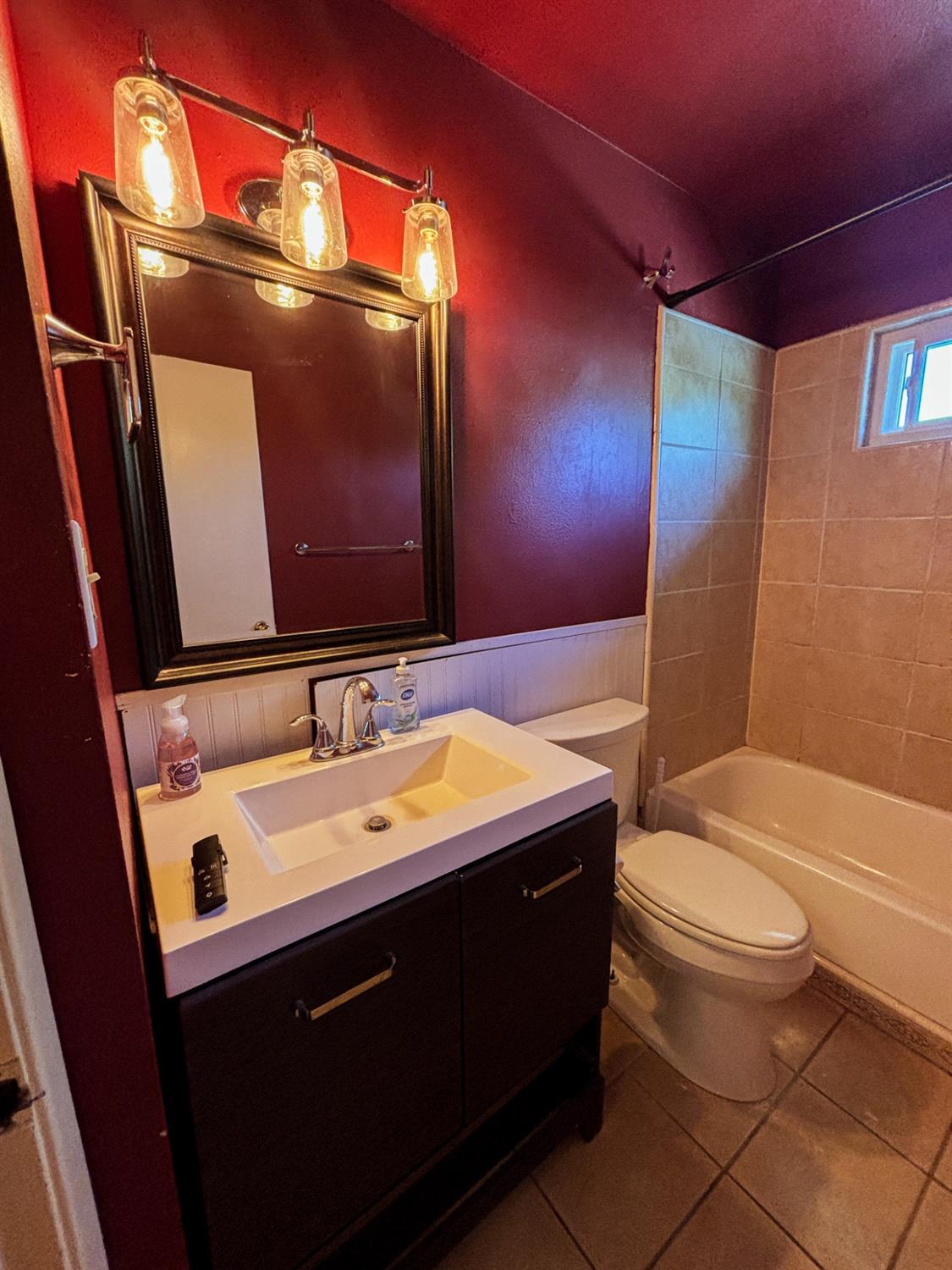 Detail Gallery Image 13 of 23 For 8909 Salmon Falls Dr C,  Sacramento,  CA 95826 - 3 Beds | 1/1 Baths