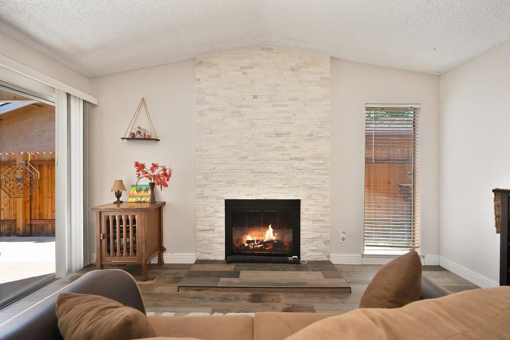 New River Circle, Rancho Cordova, California image 22