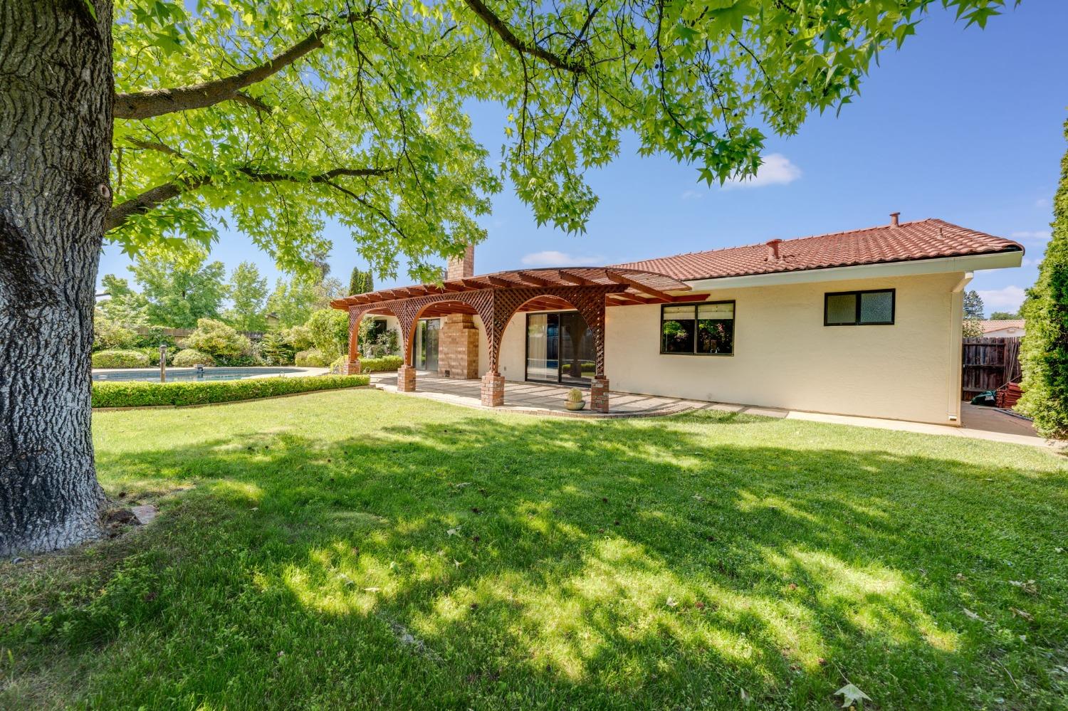 Detail Gallery Image 36 of 40 For 8700 Tipton Ct, Elk Grove,  CA 95624 - 3 Beds | 2/1 Baths