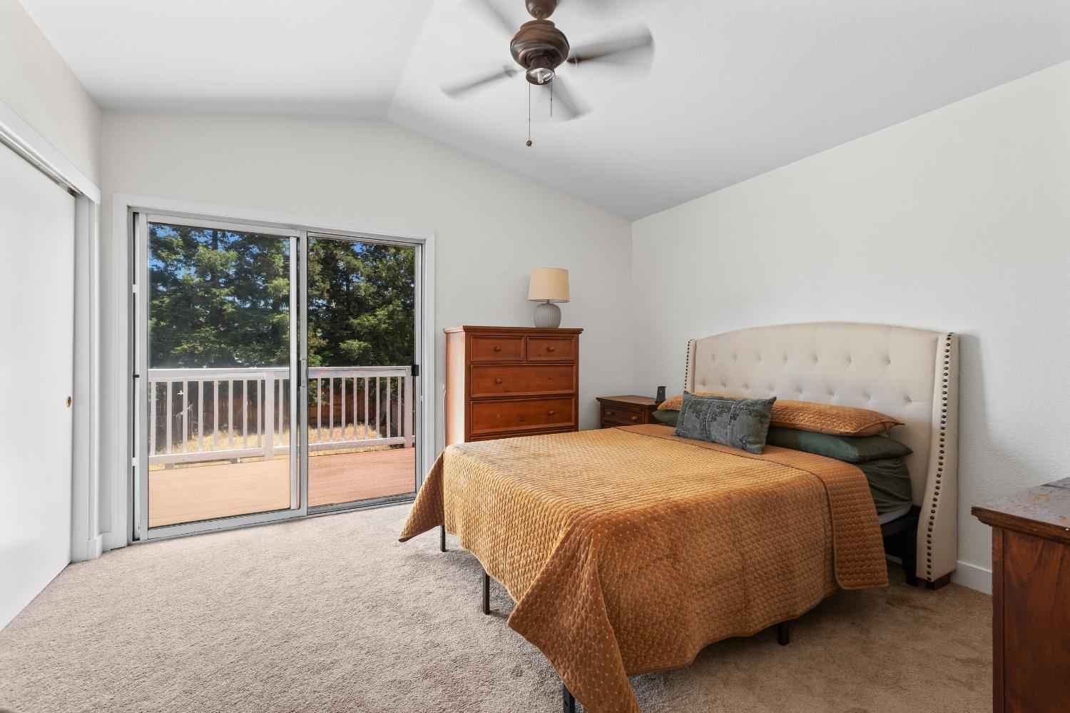 Detail Gallery Image 32 of 50 For 9557 W Village Tree Dr, Elk Grove,  CA 95758 - 3 Beds | 2/1 Baths