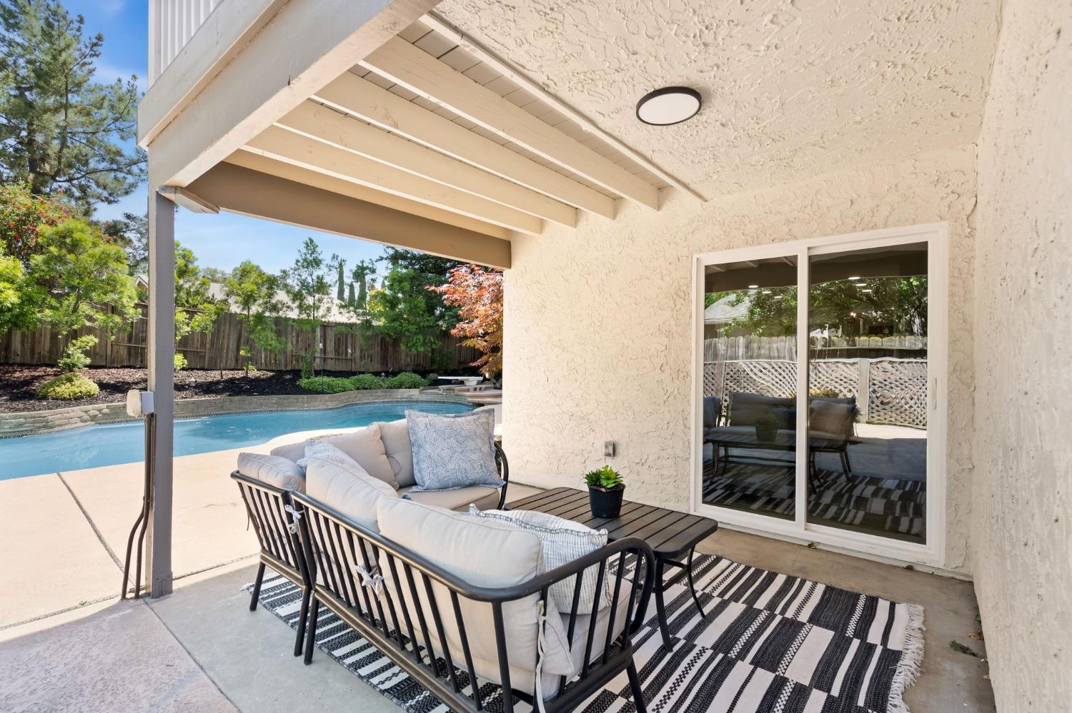 Detail Gallery Image 29 of 32 For 8044 Hoopes Dr, Citrus Heights,  CA 95610 - 3 Beds | 2/1 Baths