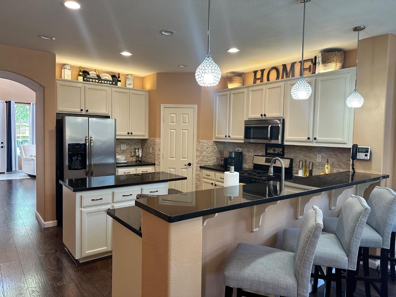 Detail Gallery Image 7 of 74 For 9509 Sarazen Ct, Patterson,  CA 95363 - 4 Beds | 3/1 Baths