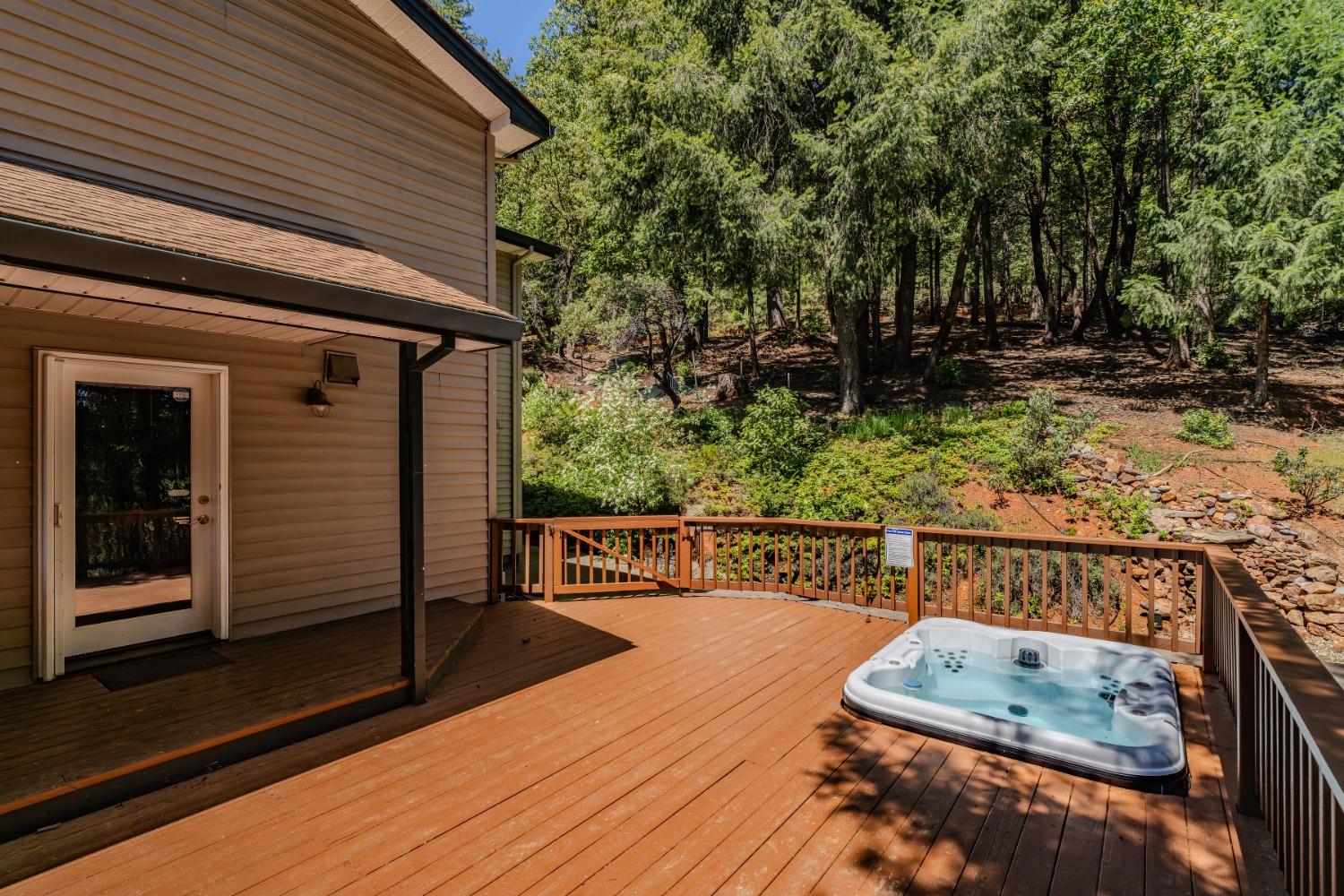 Detail Gallery Image 46 of 66 For 18720 Circle View Dr, Pioneer,  CA 95666 - 3 Beds | 3 Baths