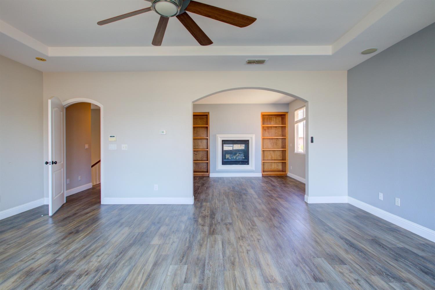 Detail Gallery Image 10 of 75 For 4008 Calais, Modesto,  CA 95356 - 4 Beds | 3 Baths