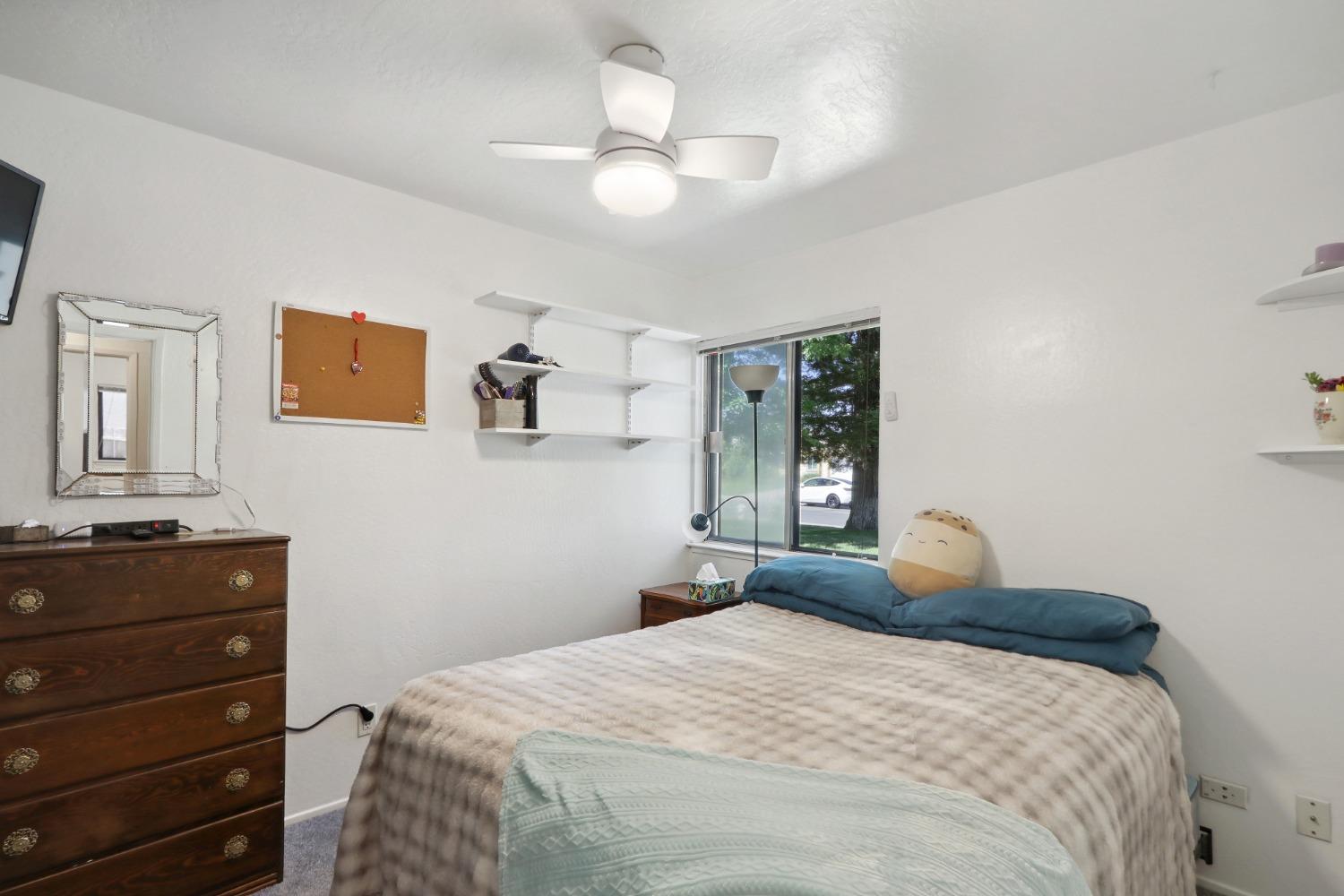 Detail Gallery Image 24 of 32 For 7463 Versailles Way, Sacramento,  CA 95842 - 3 Beds | 2 Baths
