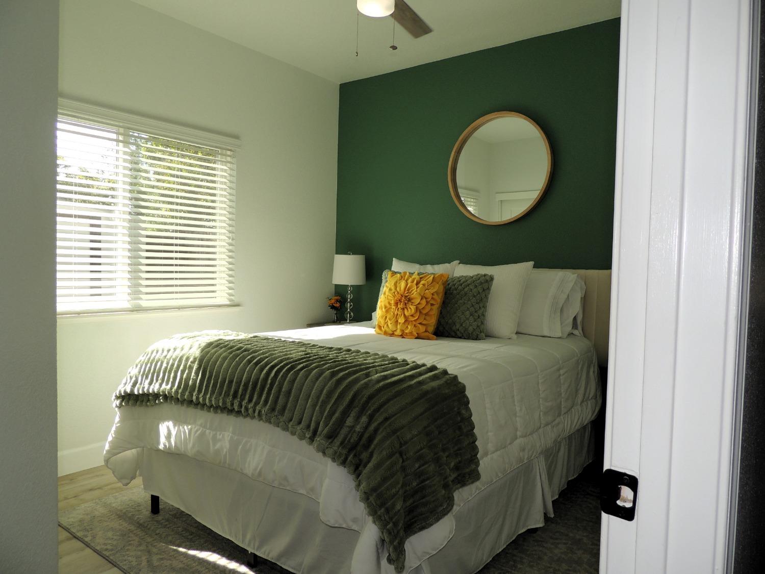 Detail Gallery Image 21 of 39 For 8979 Giant Panda Dr, Sacramento,  CA 95829 - 4 Beds | 3 Baths